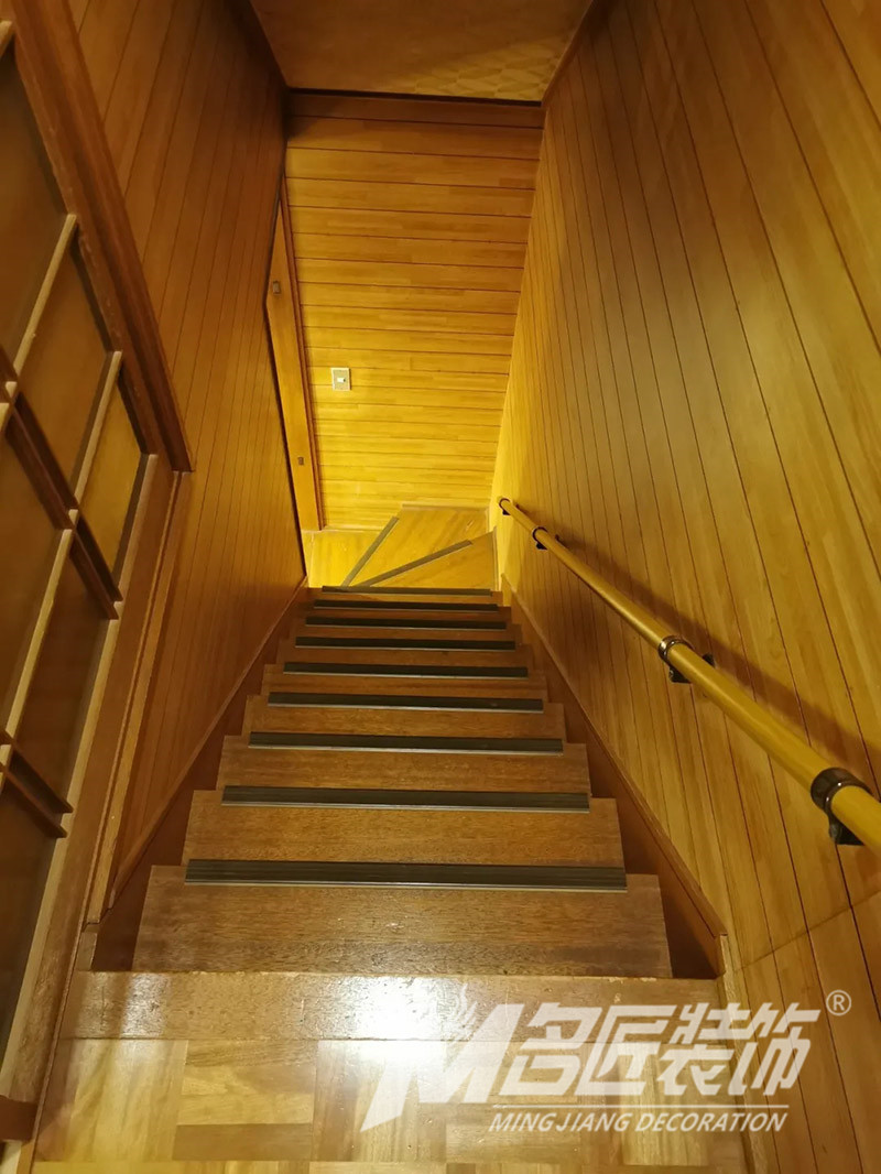 日式风格装修-楼梯