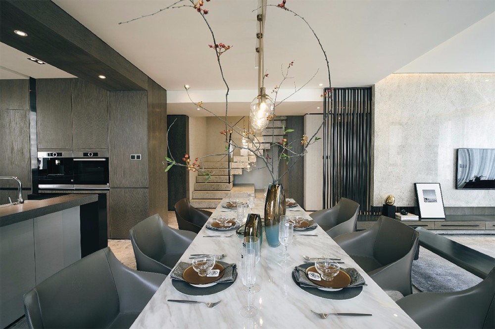 现代轻奢风格室内设计家装案例-厨餐厅
